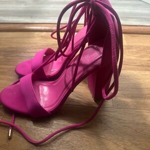Prima Donna  Pink Strappy High-Heeled Sandals